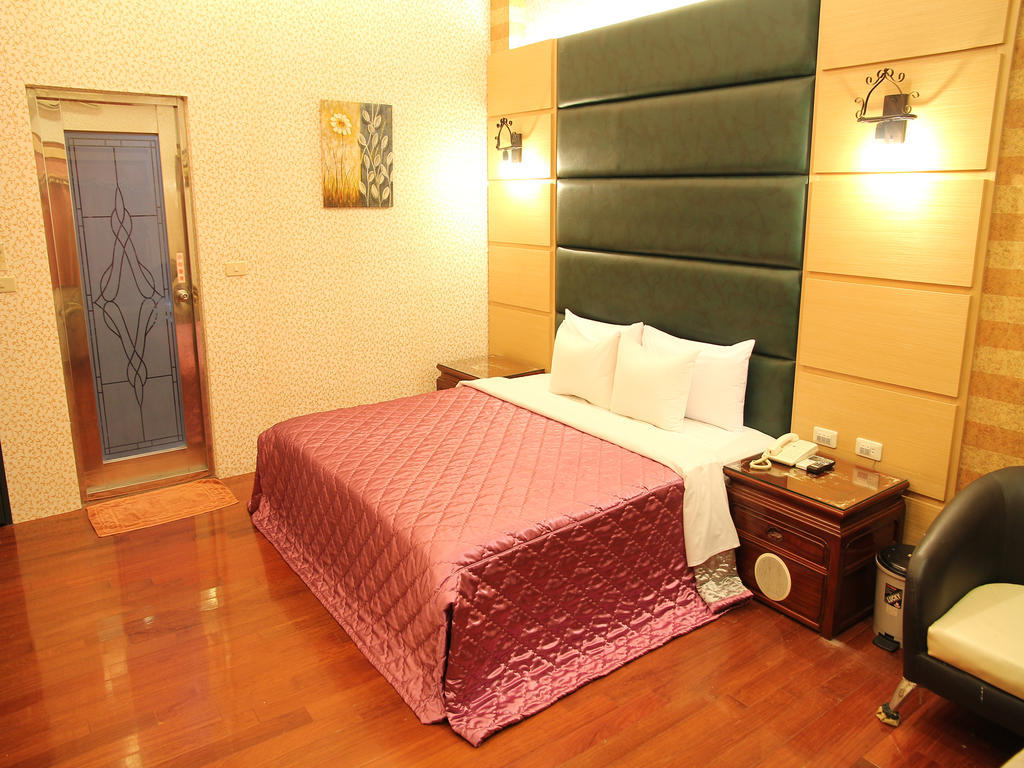 Fukun 5 Motel Jiaoxi Ruang foto