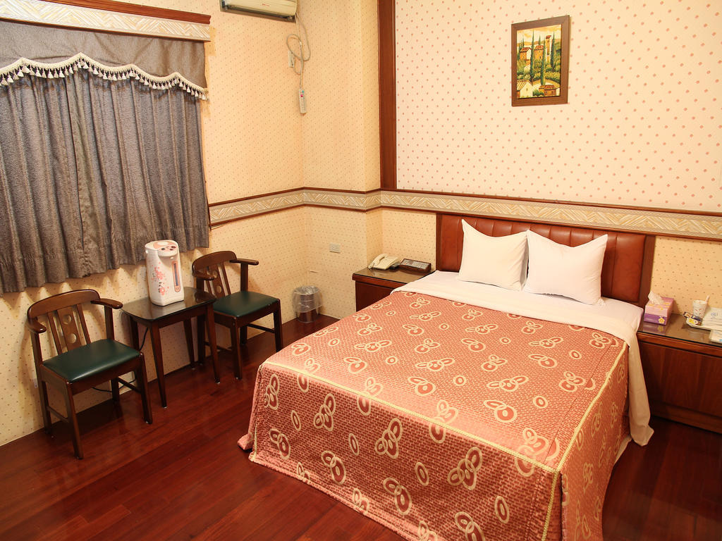 Fukun 5 Motel Jiaoxi Ruang foto
